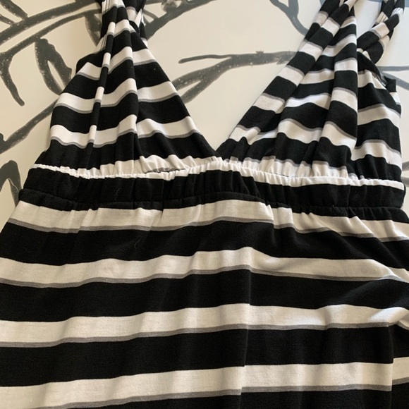 POOF NEW YORK Sleeveless Striped Low V-Neck Maxi Dress Women’s Sz L EUC - Picture 7 of 7